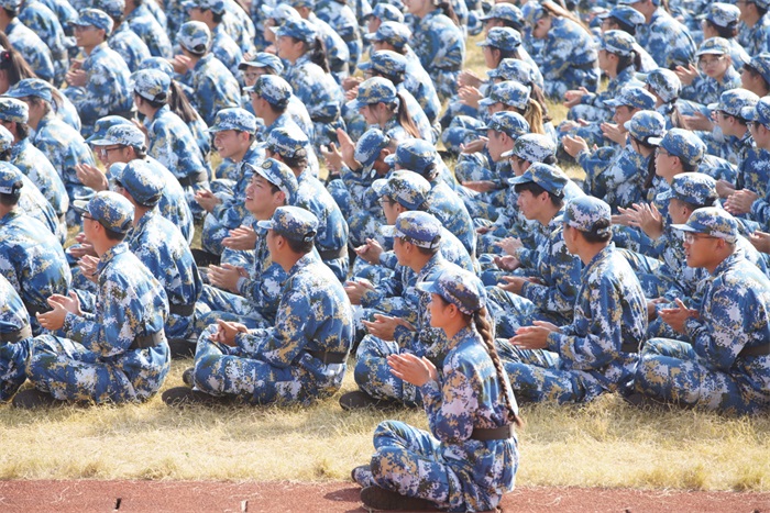学生.jpg
