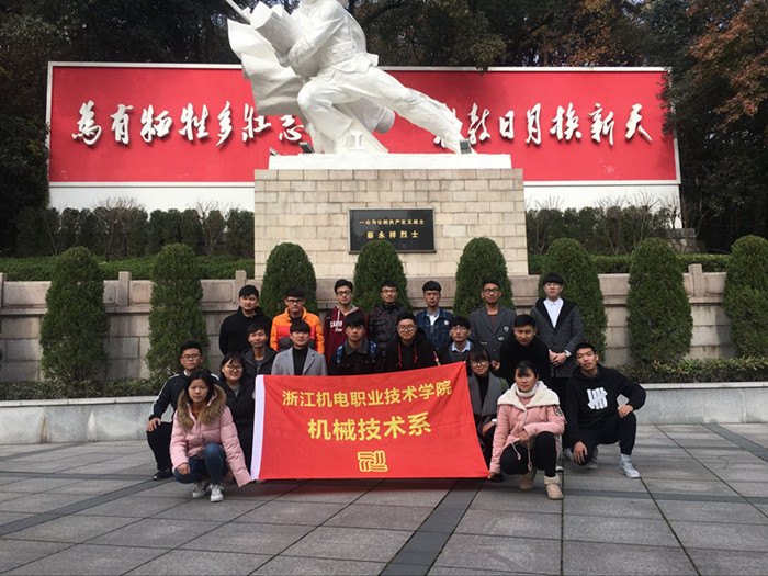 2.jpg 2.jpg